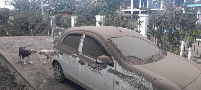 A car is covered in ash in Nuku'alofa in Tonga after the volcanic eruption.